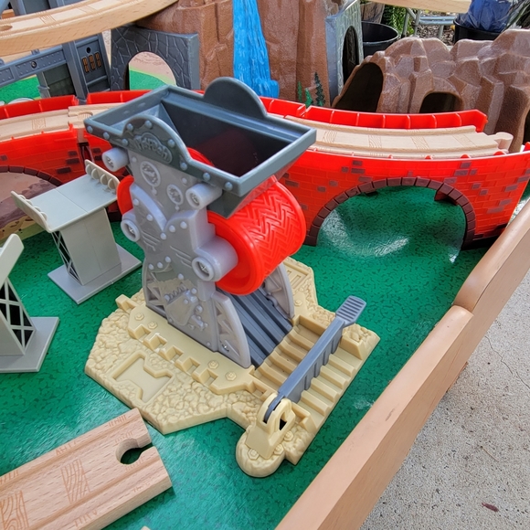 Wood Train Set - Picture 12 of 15